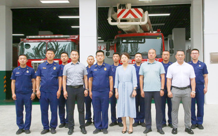 標題：心系消防，共筑平安 呼和浩特分院走訪山丹街消防救援站
瀏覽次數(shù)：759
發(fā)表時間：2024-08-02